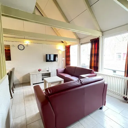 Bungalowpark - Alpha 97 Ferienhaus *