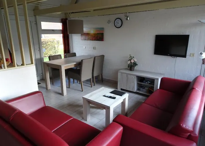 Дом отдыха Bungalowpark - Alpha 97 *